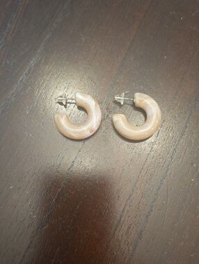 Neutral Swirl Hoop Earrings - Women Jewelry